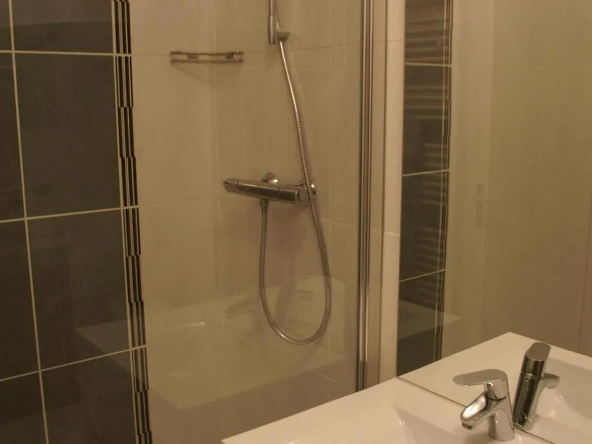 Studio Cabine Au Pied Des Pistes Avec Balcon Et Casier A Skis - Fr-1-557-13 Les Adrets